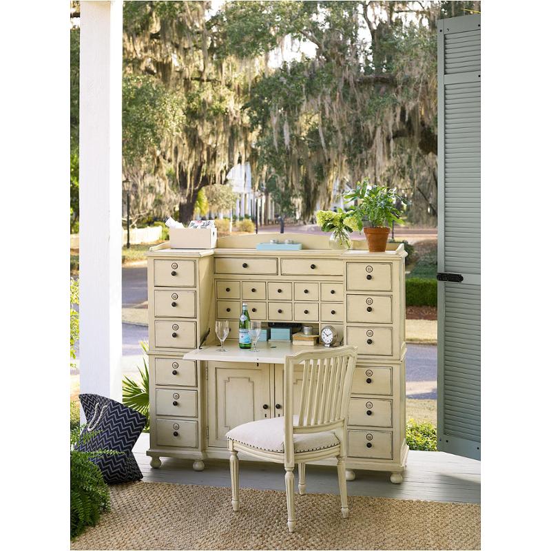 394155 Deck Universal Furniture Earls Cabinet Deck River Boat